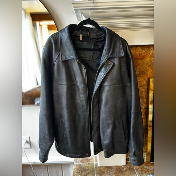 Men's Black Leather Jacket - Picture 9 of 11